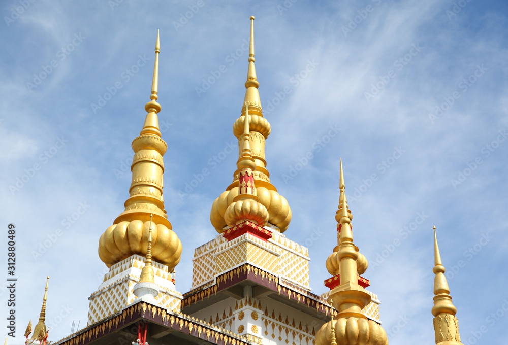 Fototapeta premium Pagoda at Wat Sai Khao in Chiang Rai province, Thailand 