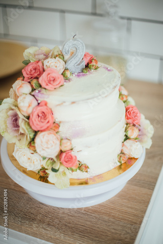 birthday cake with flowers