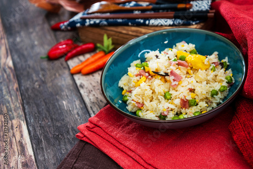 Tablou pe pânză Cantonese fried basmati rice with ham and eggs