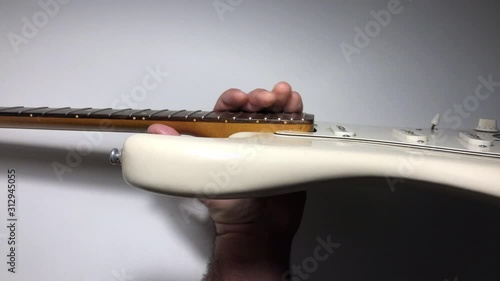 Building and fixing electrig guitar white