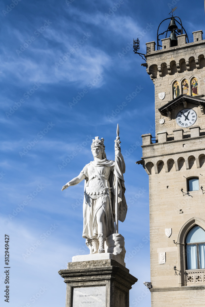Statue of Liberty (Statua della Libertà) in Piazza della Libertà, City of San Marino - Image