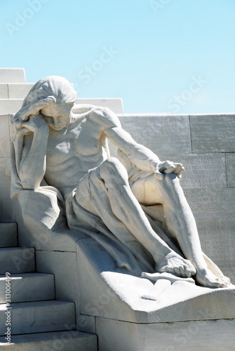 Mémorial canadien de Vimy, bataille de la Crête de Vimy de 1917, une des sculptures du Mémorial, Pas-de-Calais, France