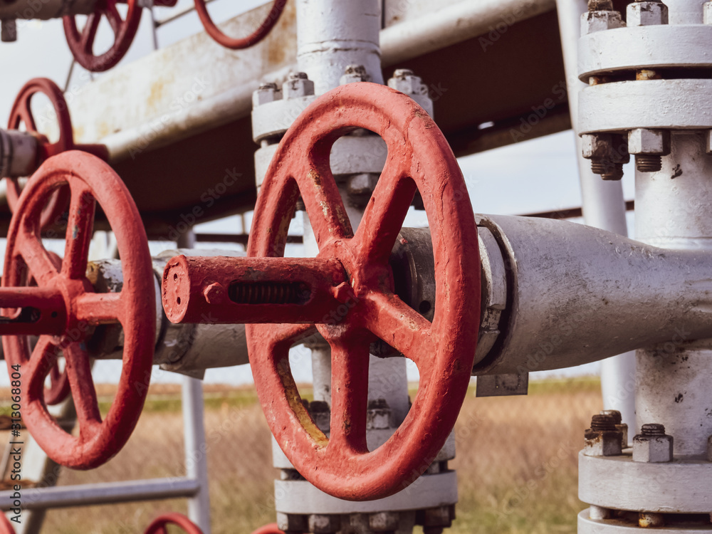 Shut-off valves on the high-pressure well flowing equipment. Oil equipment Shut-off valves on the high-pressure well flowing equipment. Oil equipment