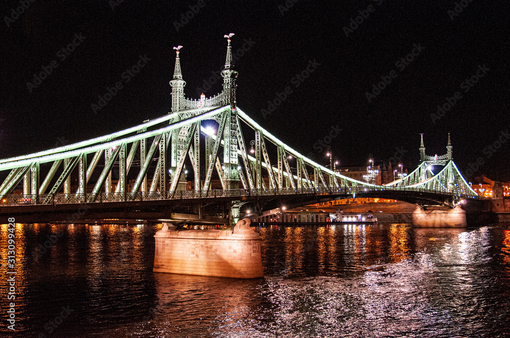 Obraz premium Ein Trip durch Budapest