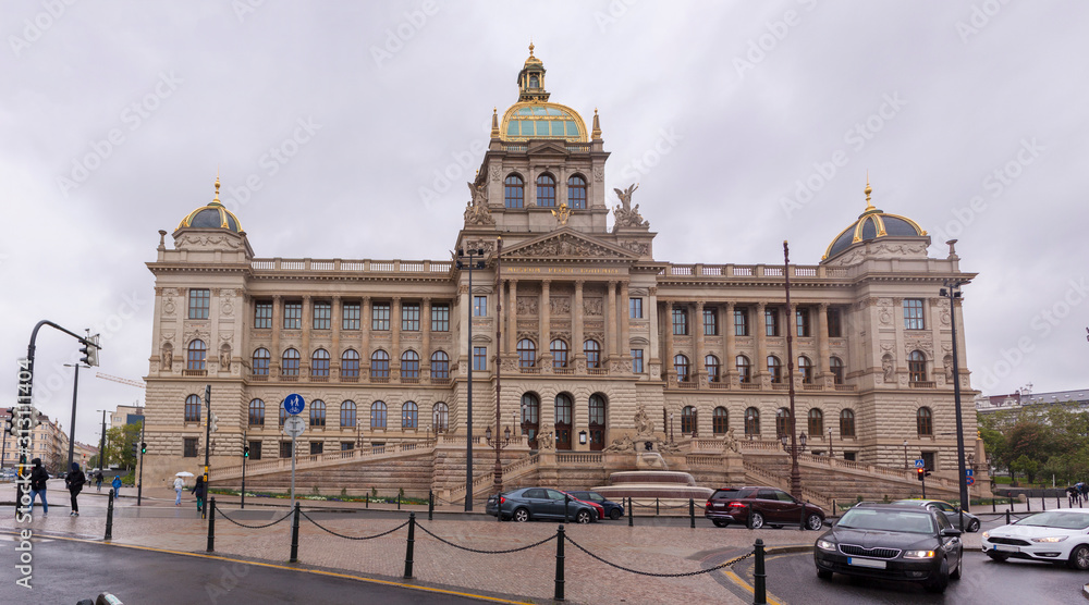 Fototapeta premium Wenceslas Square in Prague