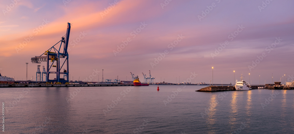 Port Of Zeebrugge" Images – Browse 28 Stock Photos, Vectors, and Video |  Adobe Stock