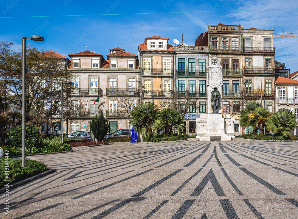 Square of Carlos Alberto with a monument for victims of World War I in Porto, Portugal