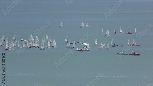 Barche a vela nel mare di Milano Marittima