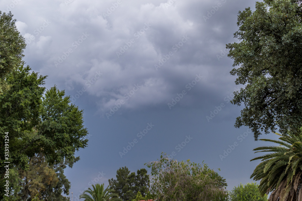 Obraz premium Summer thunderstorm activity over the Highveld region of the Gauteng province in South Africa
