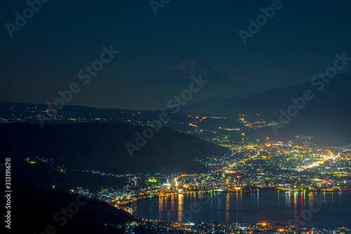 【夜景】高ボッチ高原から望む富士山と諏訪湖 秋