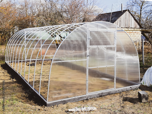 Konstfotografi Installation of polycarbonate greenhouses