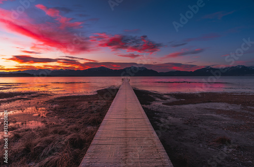 Fototapeta Naklejka Na Ścianę i Meble -  sunrise and sunset on a big lake