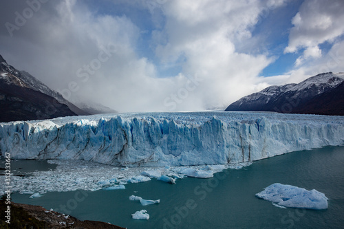  The Perito Moreno Glacier Calving into Lake Argentino, Los Glaciares National Park, El Calafate, Patagonia, Argentina.