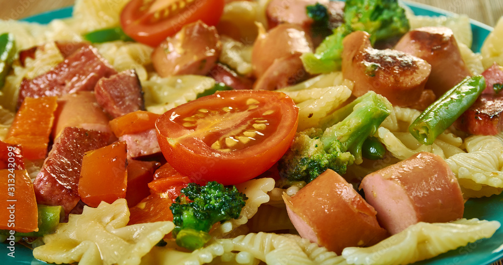 Smoked Sausage Noodle Stir-Fry Smoked Sausage Noodle Stir-Fry