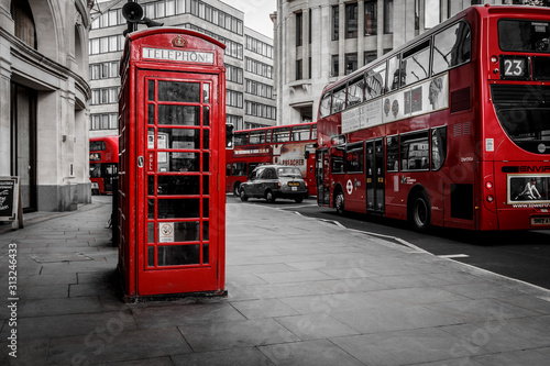 Obrazy Londyn  telephone-box