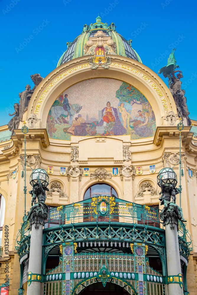 Obraz premium Municipal House - Art Nouveau historical building at Republic Square in Prague, Czech Republic.