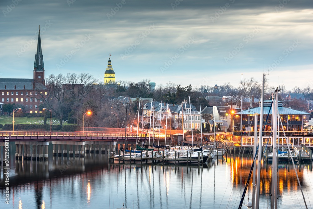 Obraz premium Annapolis, Maryland, USA State House i St. Mary's Church