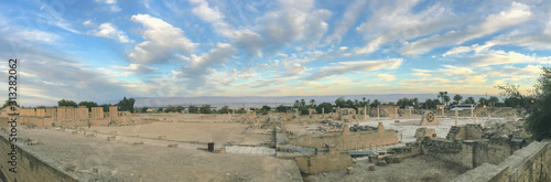 Obraz na płótnie Hisham Palace in Jericho Palestine w salonie