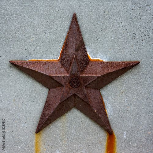 Rusted Star Bolt