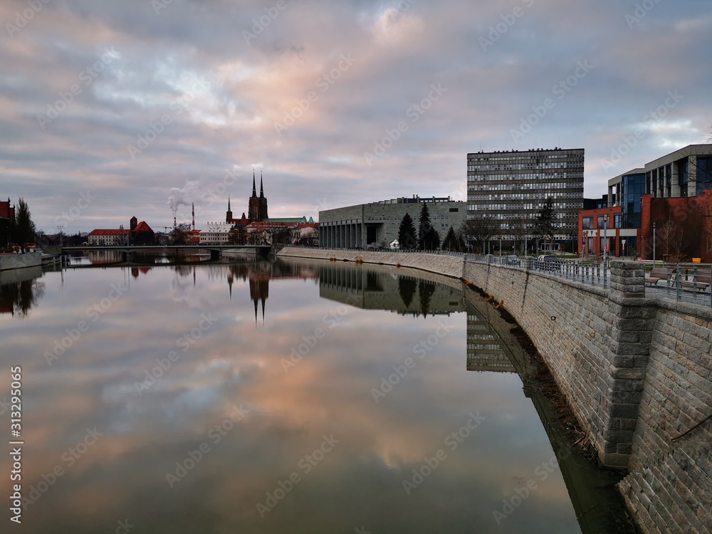 Fototapeta premium bridge over the river