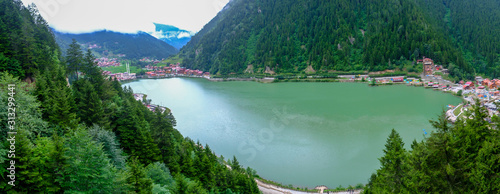Fényképezés panaroma of uzungol at trabzon Turkey