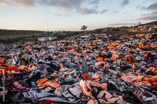 Fototapeta Naklejka Na Ścianę i Meble -  refugee lifejacket