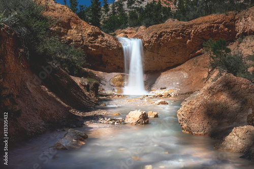 Canvas Print Tropical ditch falls, Mossy Cave, Bryce Canyon Utah