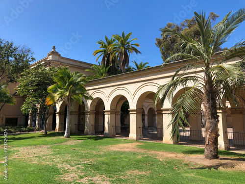 Tipycal spanish building in Balboa Park, 200-acre urban cultural park in San Diego, California, United States.  © Unwind