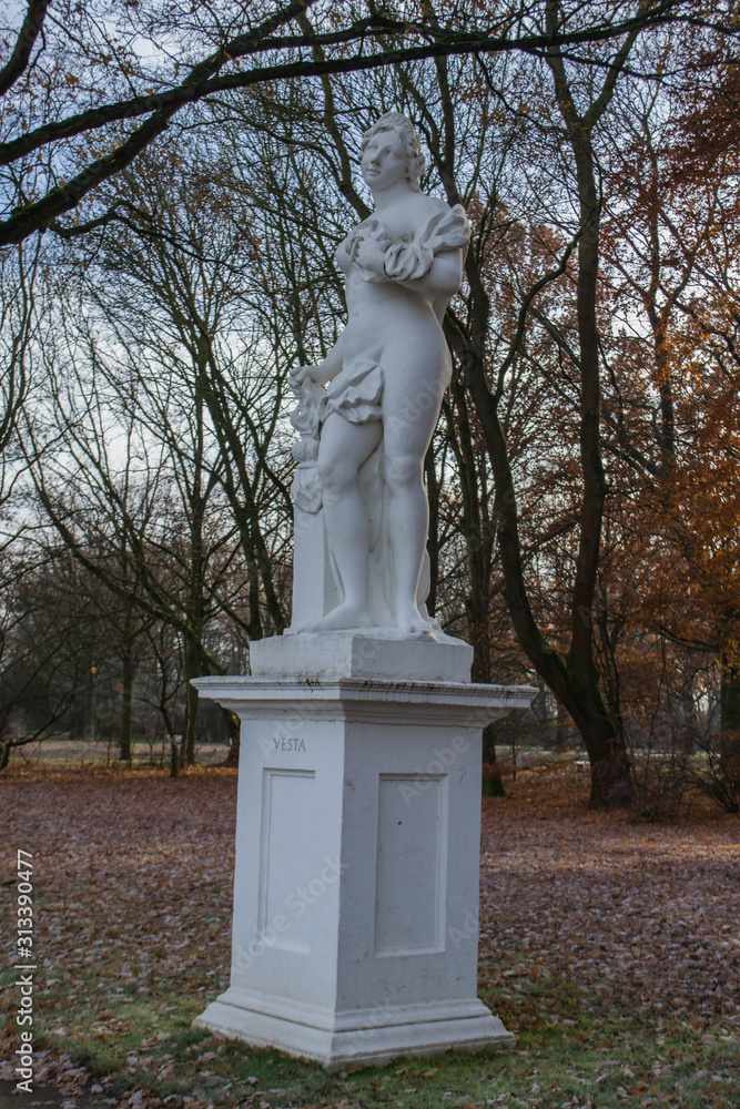 Obraz premium statues in Staatspark in Germany