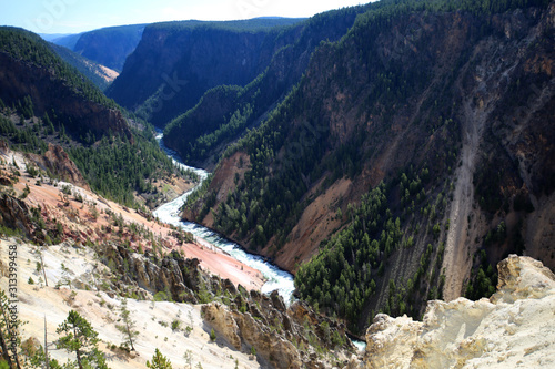 The Grand Canyon of Yellowstone National Park © Stefano