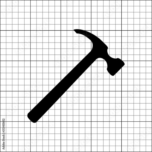 Hammer und Kariertes Papier