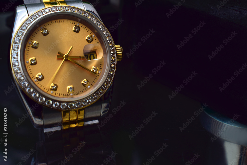 Luxury watches Is an achievement award Luxury watches Is an achievement award