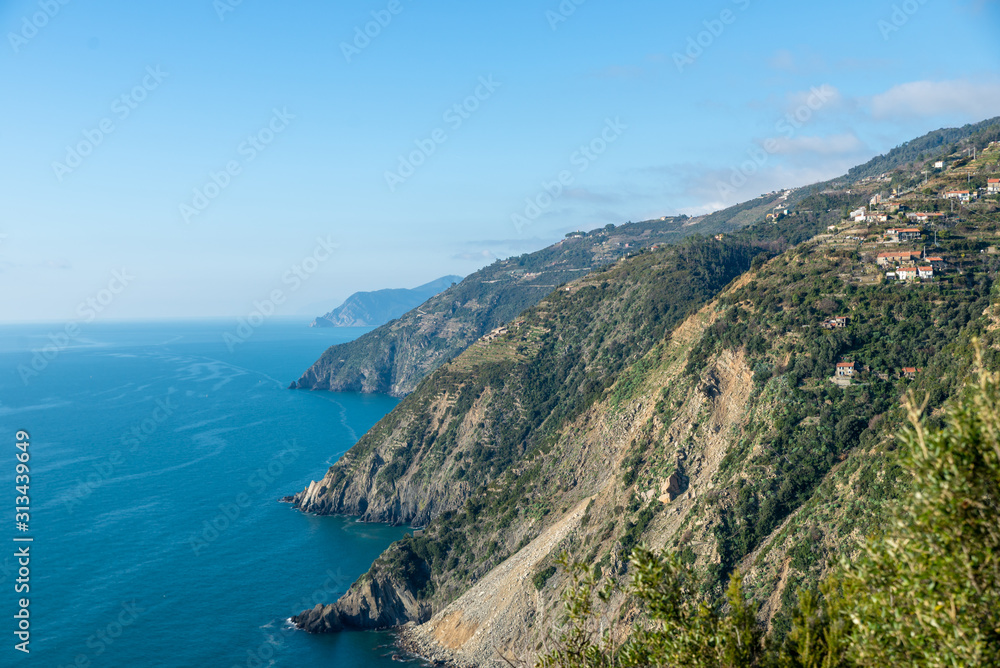 Riomaggiore - Campiglia, a trekking day in Liguria, Italy
