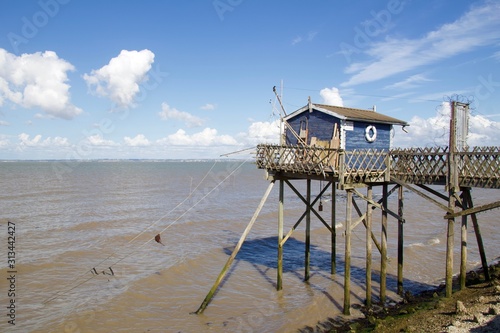 cabane de pêcheur sur la garonne