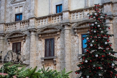 Piazza Grande - Montepulciano - Siena - Toscana - Italia photo