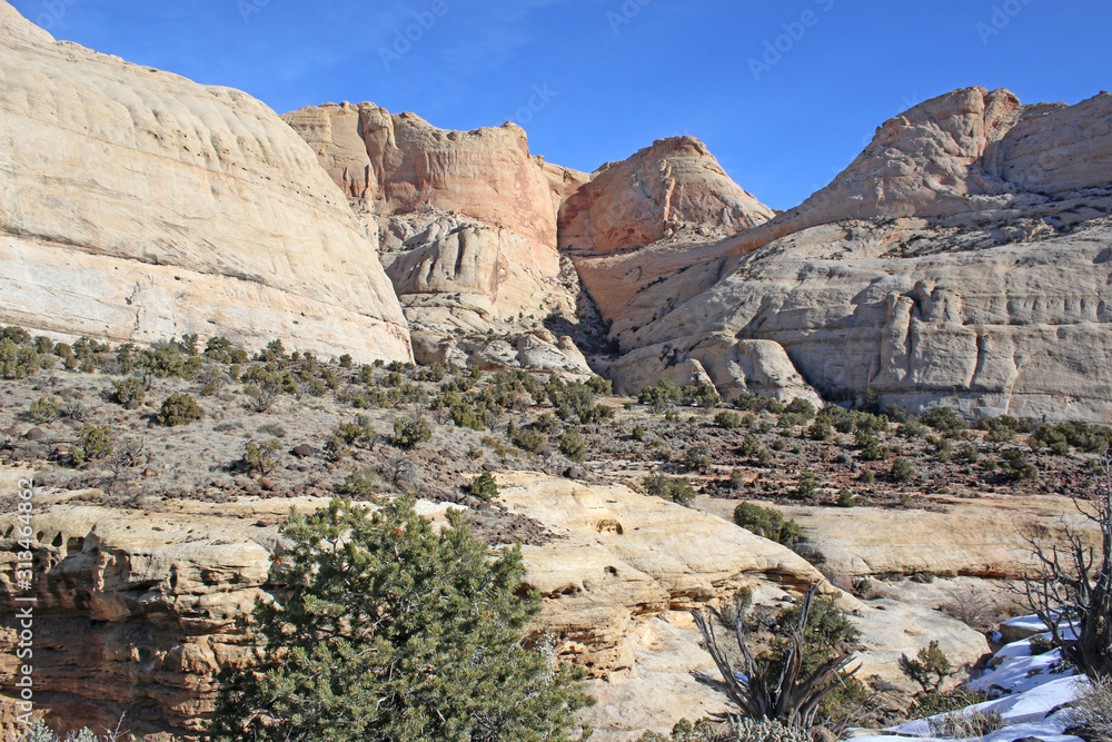 Fototapeta premium Capitol Reef National Park, Utah, in winter
