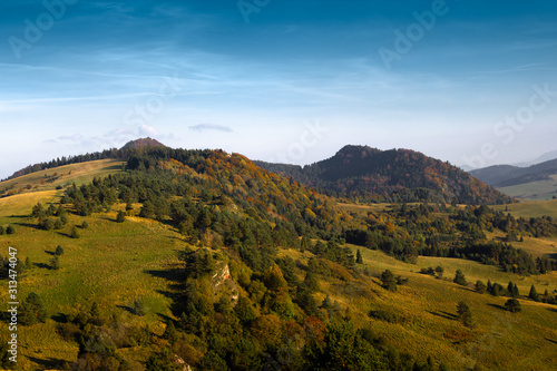 Durbaszka  Wysokie skalki and Kycera mountain in Pieniny in autumn