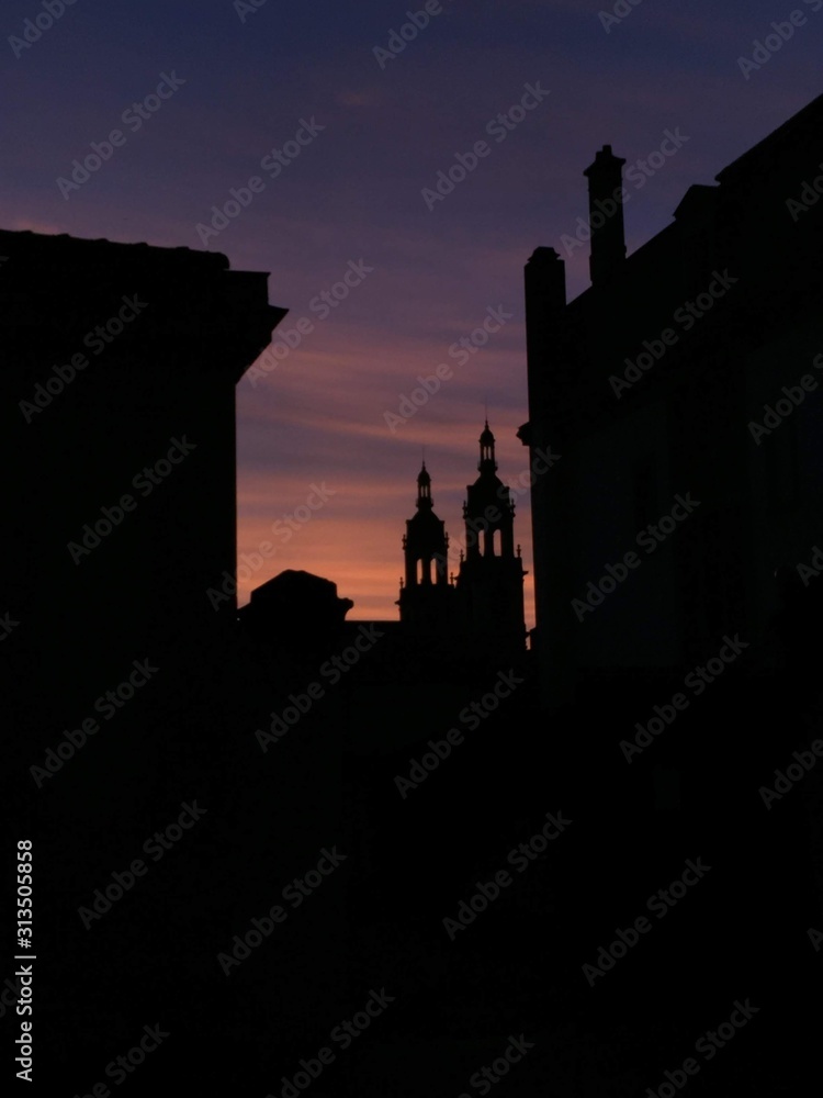 Fototapeta premium Coucher de soleil Citadin