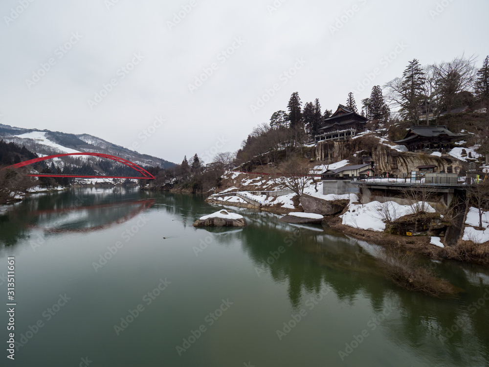 Fototapeta premium 日本 会津柳津の風景