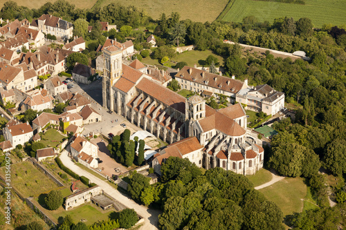 Basilique de Vezelay photo