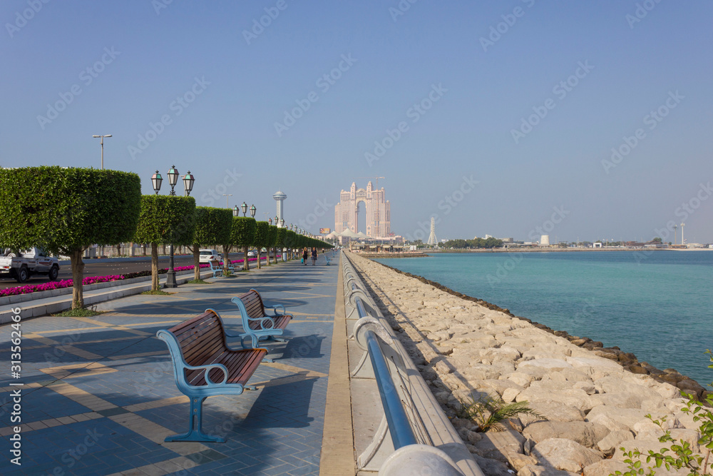 Abu Dhabi Marina promenade