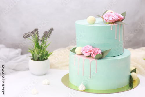 Confectionery flavored cakes for a holiday