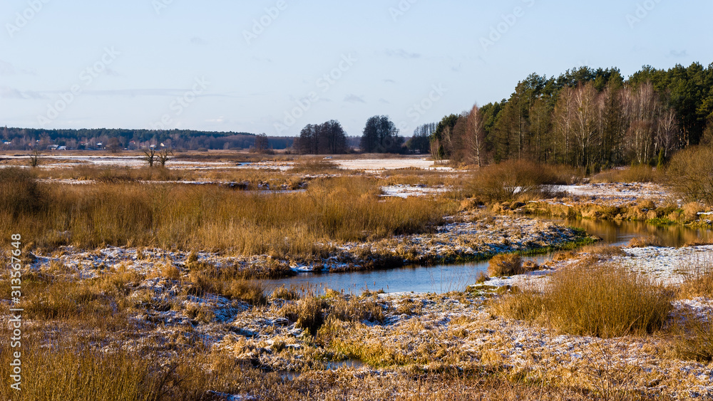 Zima na Podlasiu, Dolina Górnej Narwi, Polska Zima na Podlasiu, Dolina Górnej Narwi, Polska