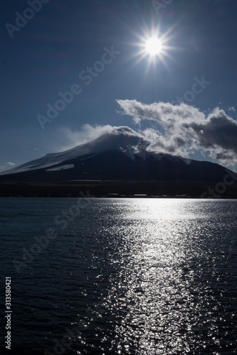 富士山と太陽 © sunnysunny