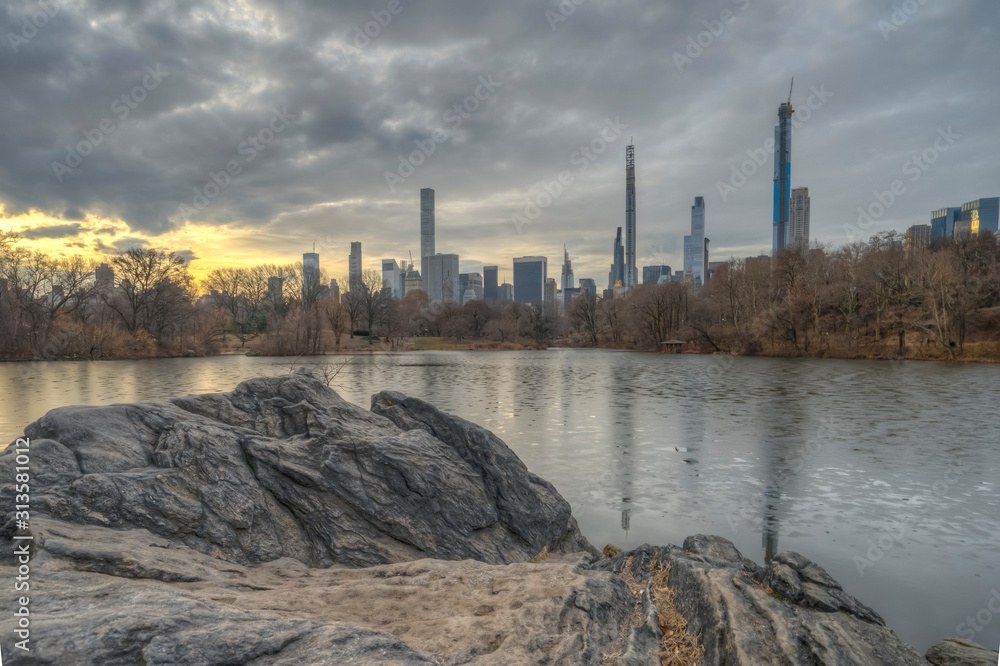 Obraz premium Central Park, New York City at the lake