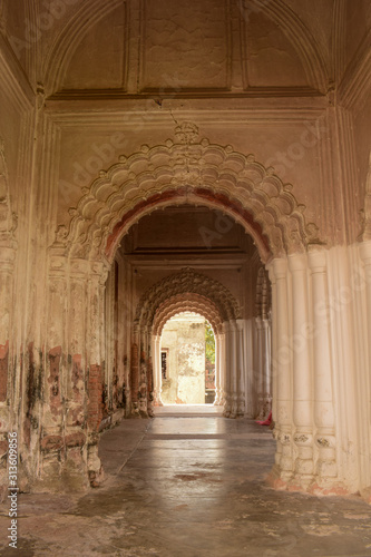 entrance to the temple © Tabrij