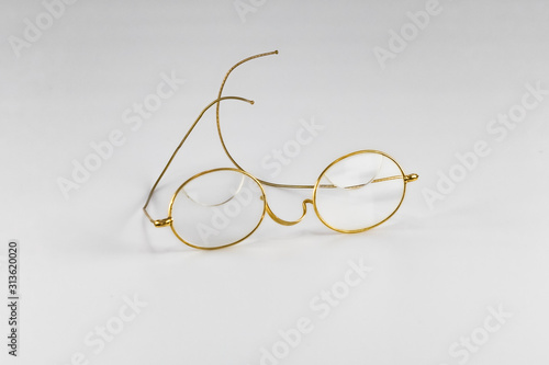 Ben Franklin Eyeglasses - Bi-Focals