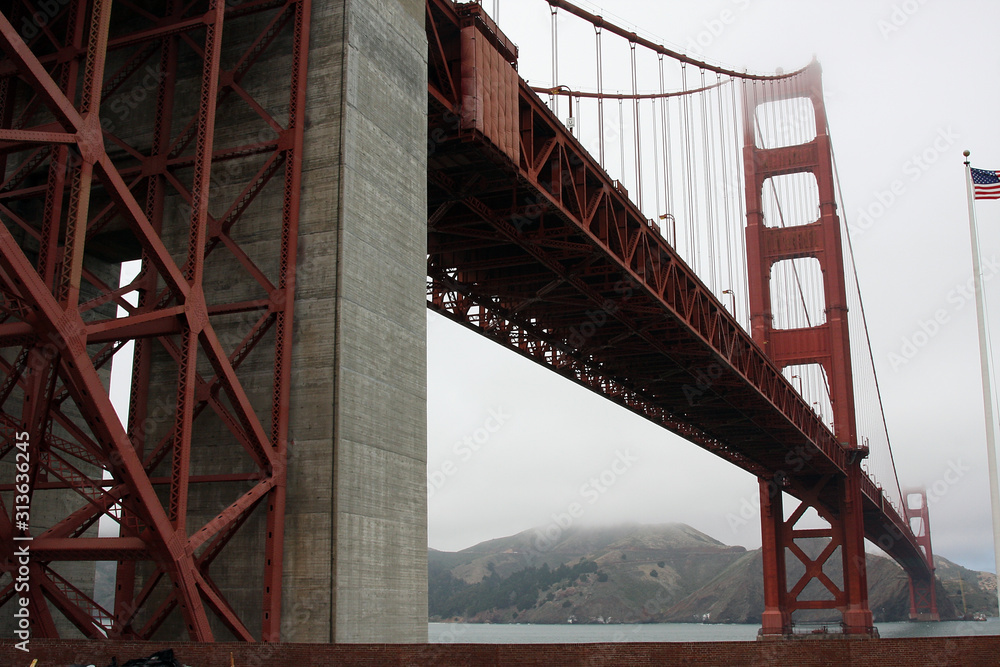 Golden Gate Bridge, San Francisco, Bay Area, USA Golden Gate Bridge, San Francisco, Bay Area, USA
