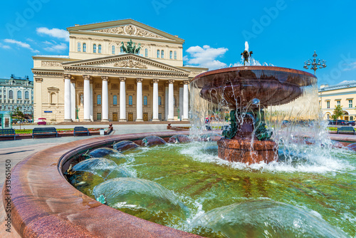 Teatralnaya Square with fountain and Bolshoi Theatre, Moscow, Russia