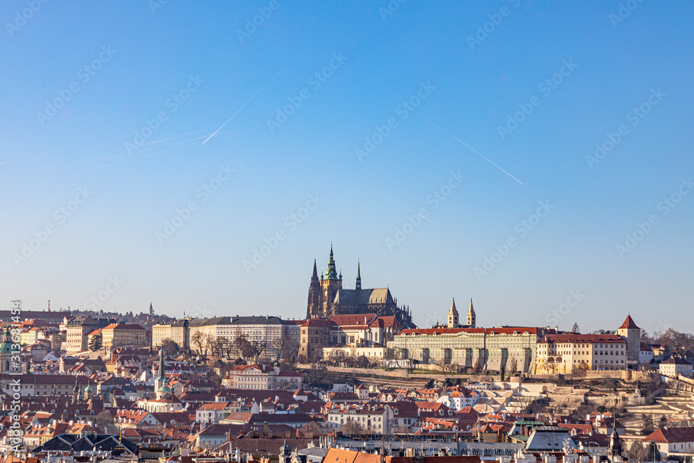 Obraz premium View to Prague Castle with river Vltava